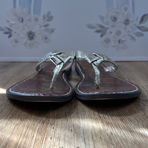 Sam Edelman Giles Gold Snakeskin Print Knotted Thong Sandals - Picture 7 of 14